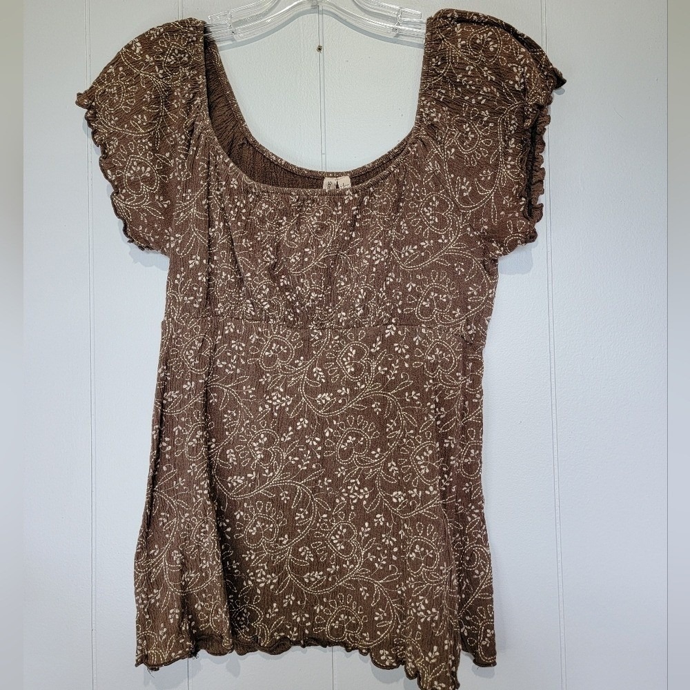 Susan Lawrence Brown and‎ Cream Flutter Sleeve Blouse